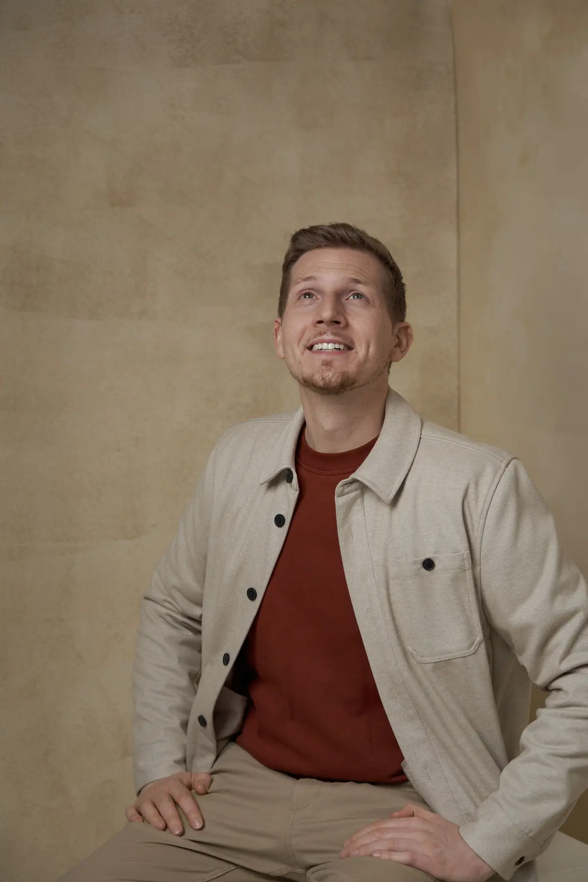 Es war ein wirklich tolles Fotoshooting, das ich mit Elisa Mohideen Ende 2025 machen durfte. Selten einmal so ein professionelles Vorgehen erlebt. Und die Ergebnisse sprechen sowieso für sich. Bin mehr als happy!